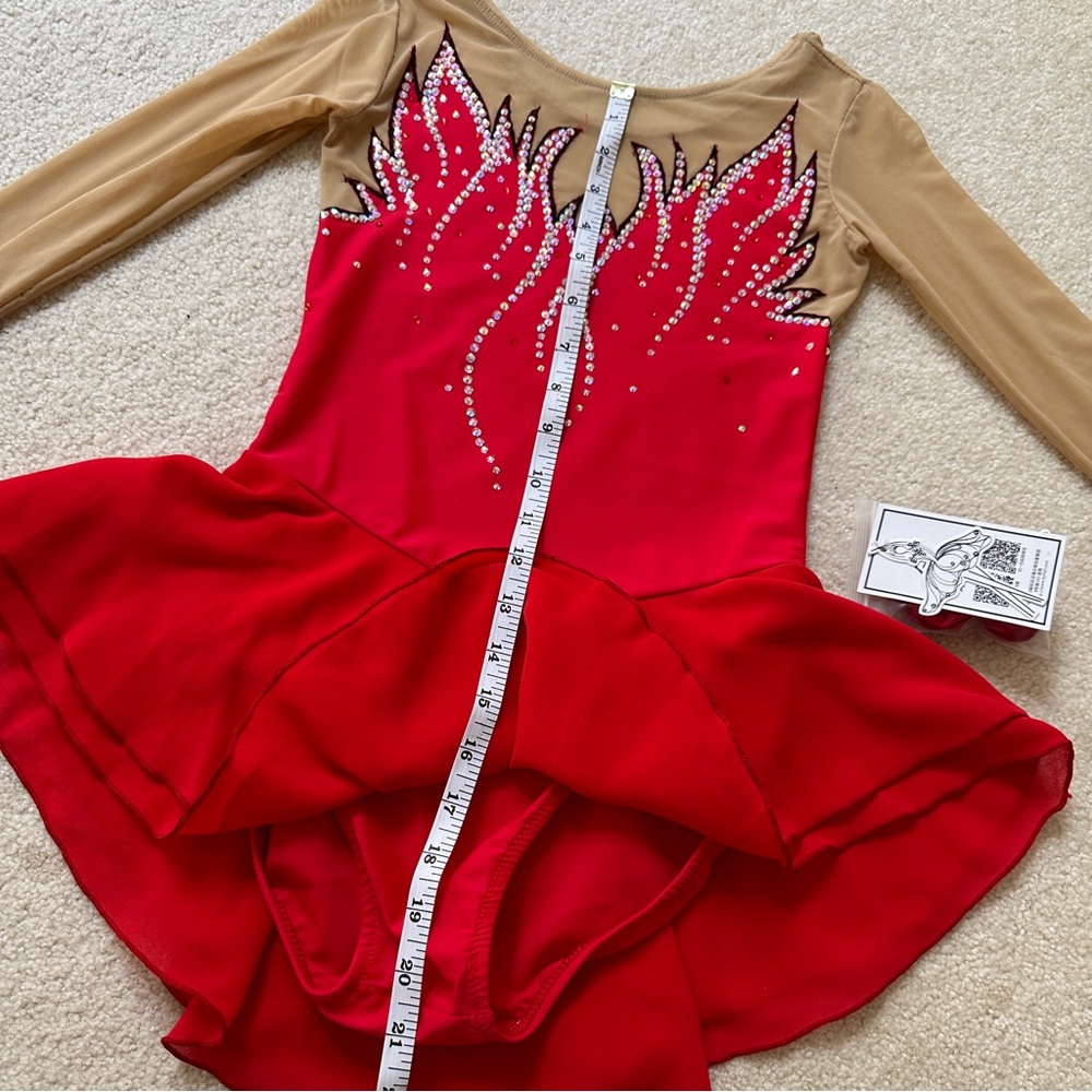 New Figure Skating Dress Size 12 (7~10T) with Hair Scrunchies (130~140cm) - Picture 9 of 10